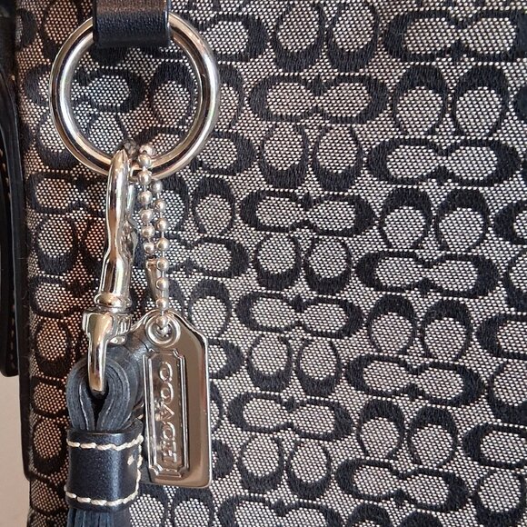 Coach F10417 Signature C Jacquard & Leather Trim Crossbody/Shoulder Bag - Picture 4 of 16